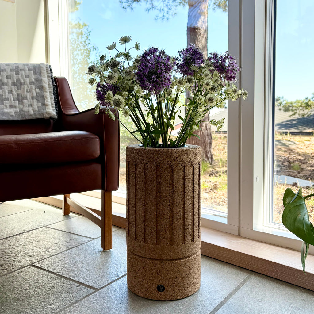 Korkii Gulvvase - Laget av 100 % resirkulerte vinkorker
