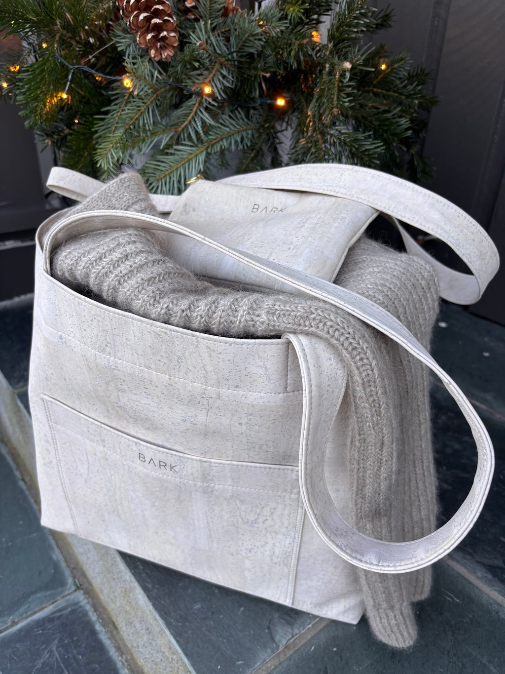 Stor hverdags- og weekendveske av korkskinn