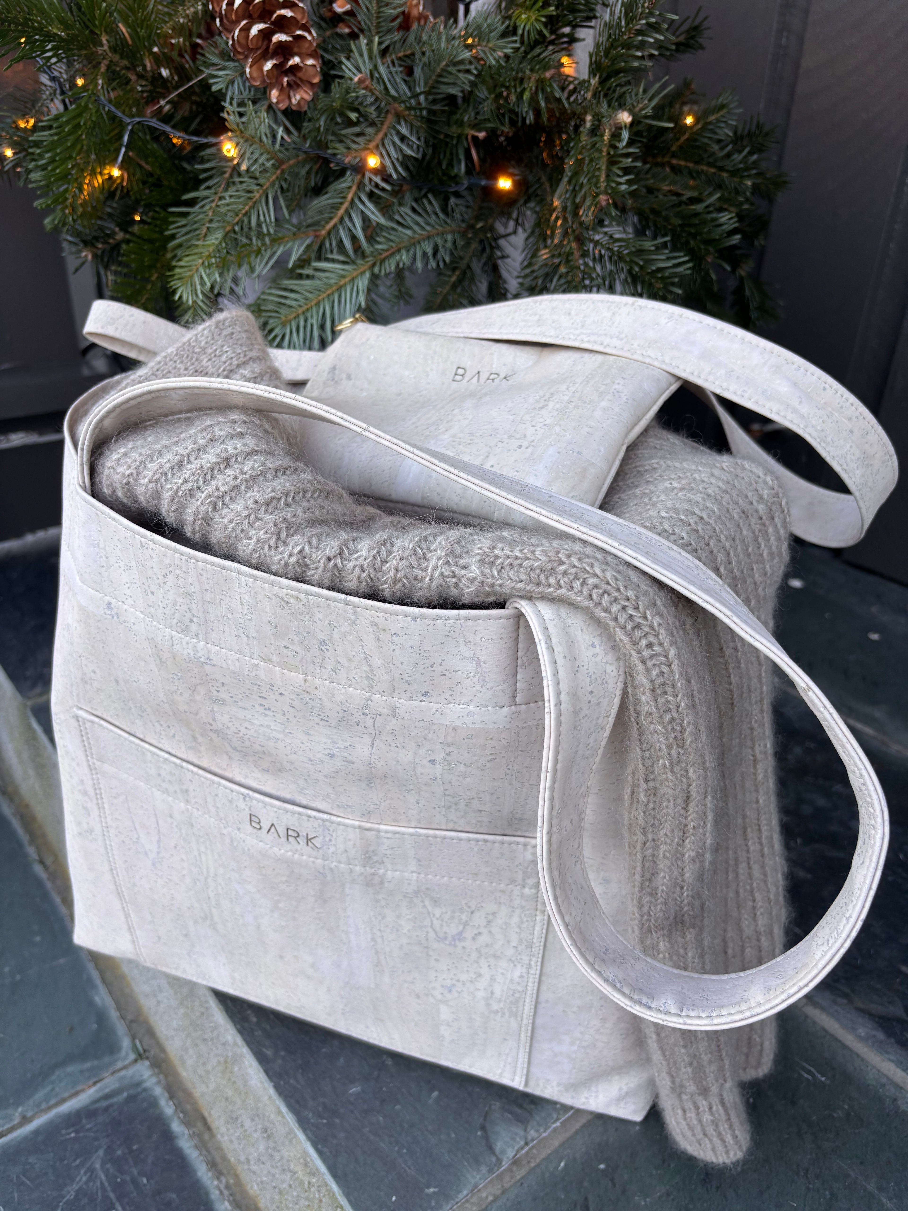 Stor hverdags- og weekendveske av korkskinn