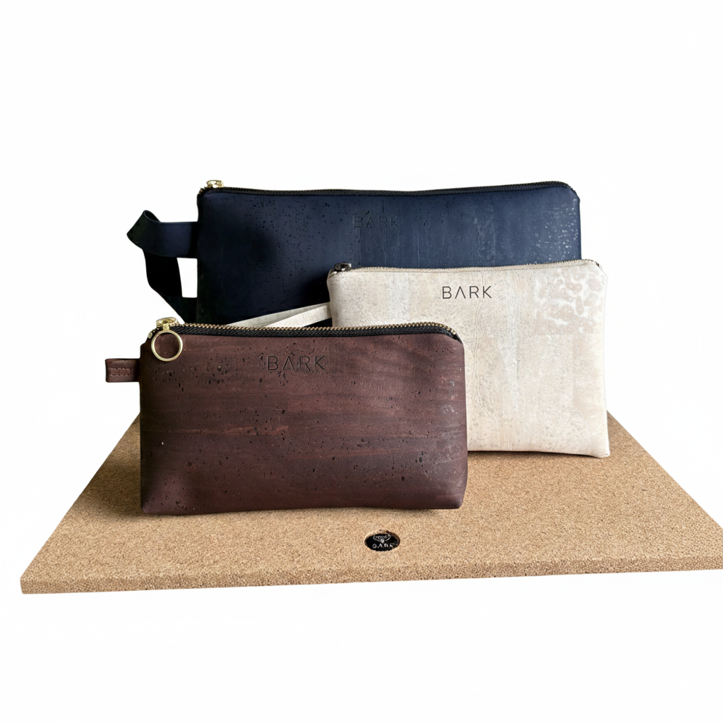 Stor toalettmappe av korkskinn